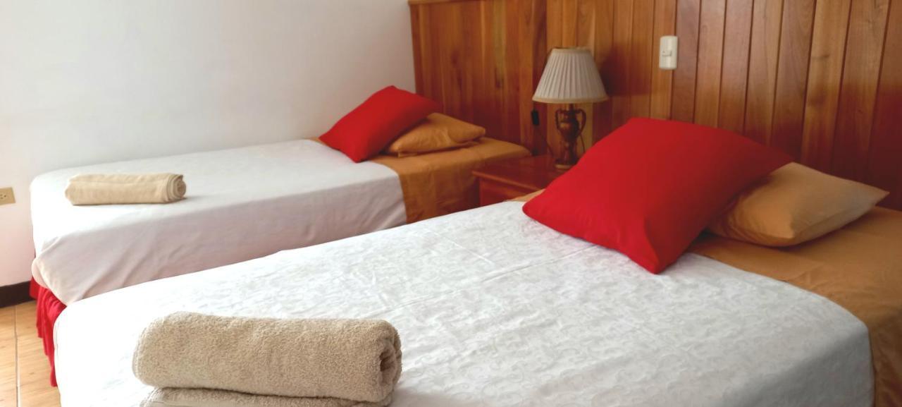 Hotel Sula Sula Puerto Villamil Kültér fotó